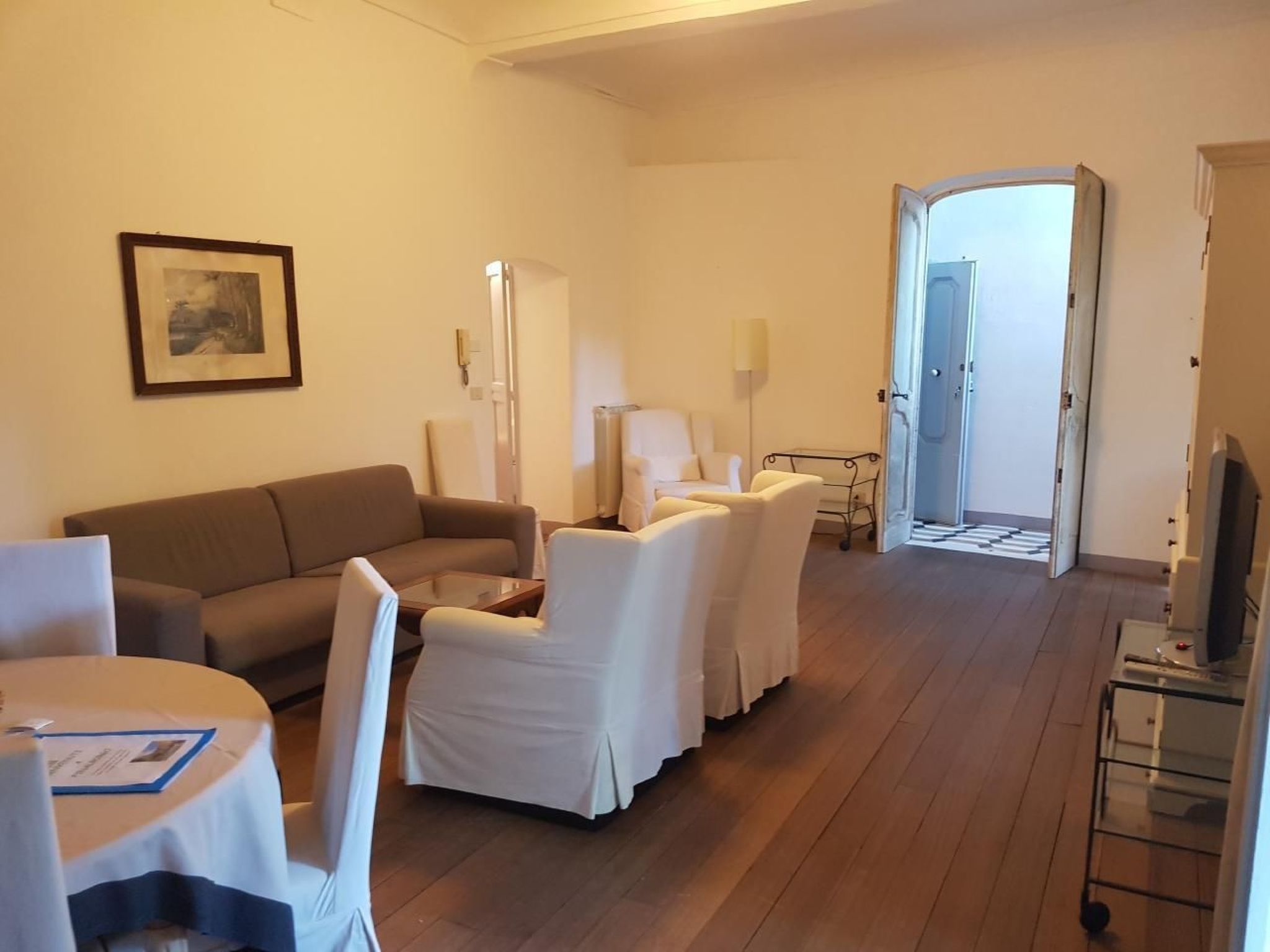 Ca di Ni - Vierzimmerwohnung-Binnen