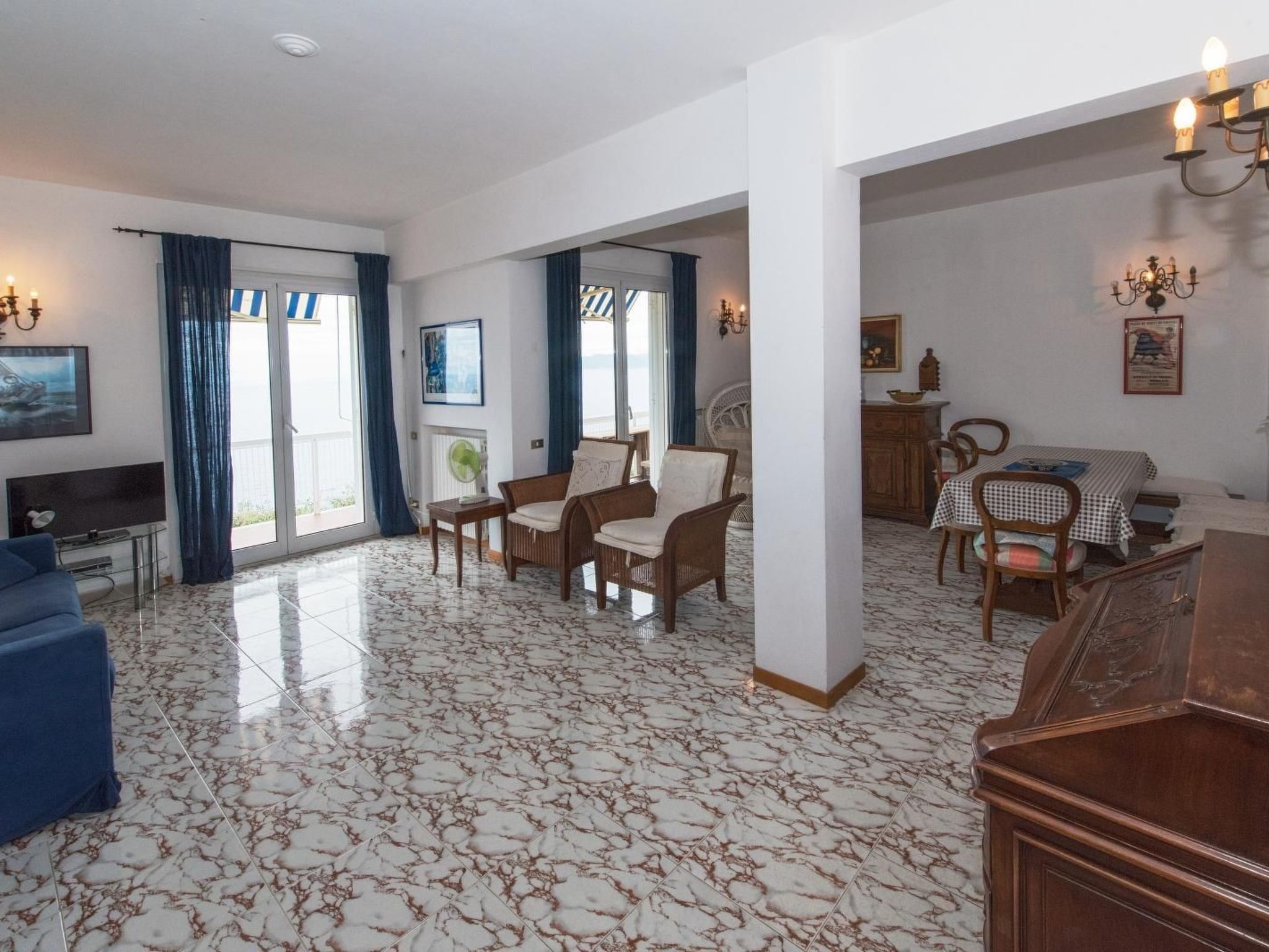 Wohnung mit Parkplatz und Panoramablick-Inside