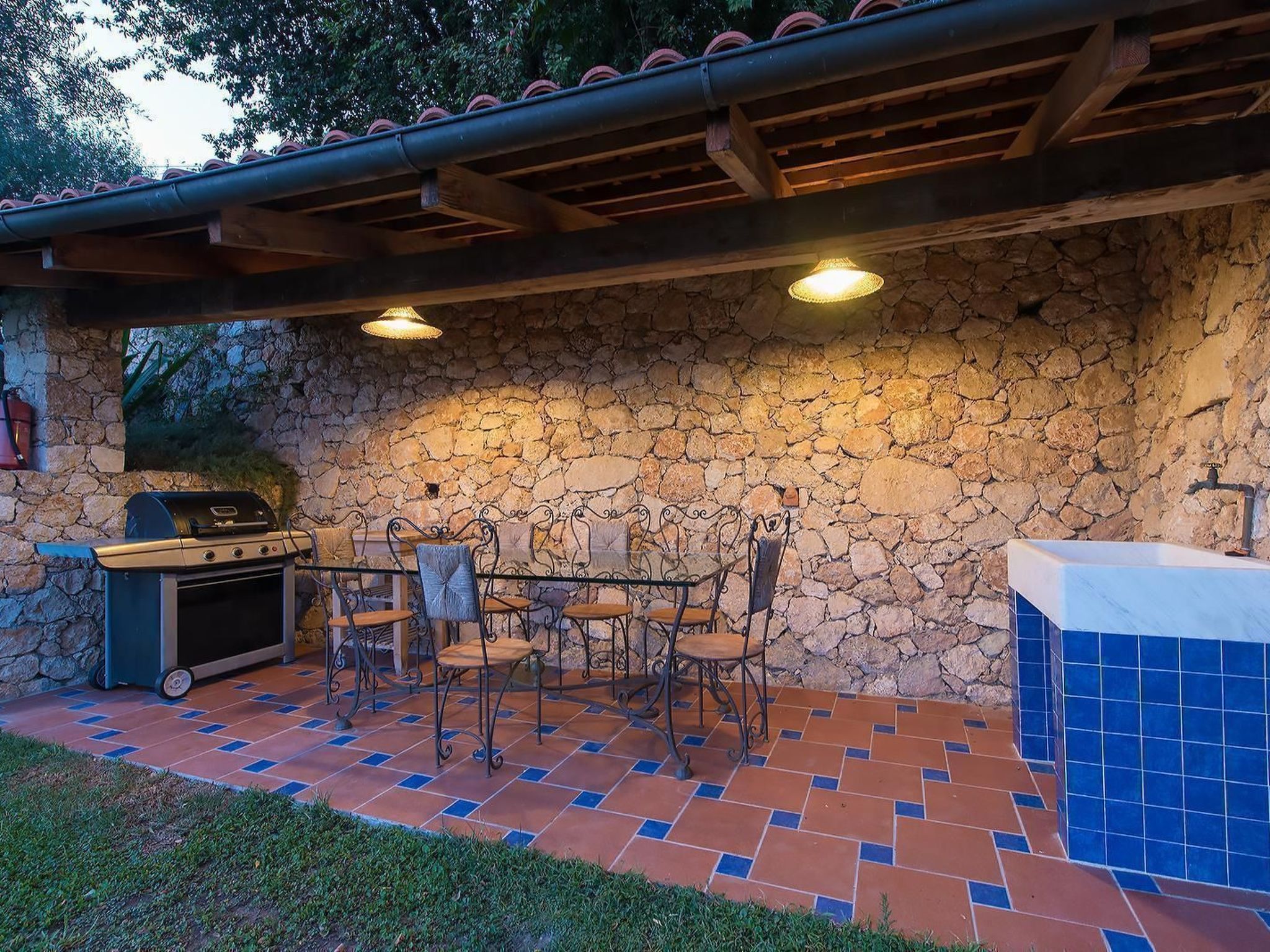 Wohnung mit Parkplatz und Panoramablick-Outside