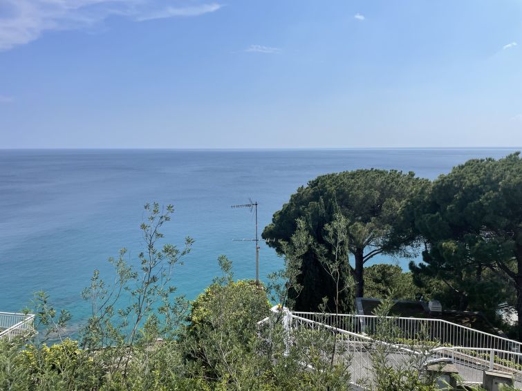 Search and Stay destination Varazze, Liguria - Italy from AU$ 233. Casa dei Gerani