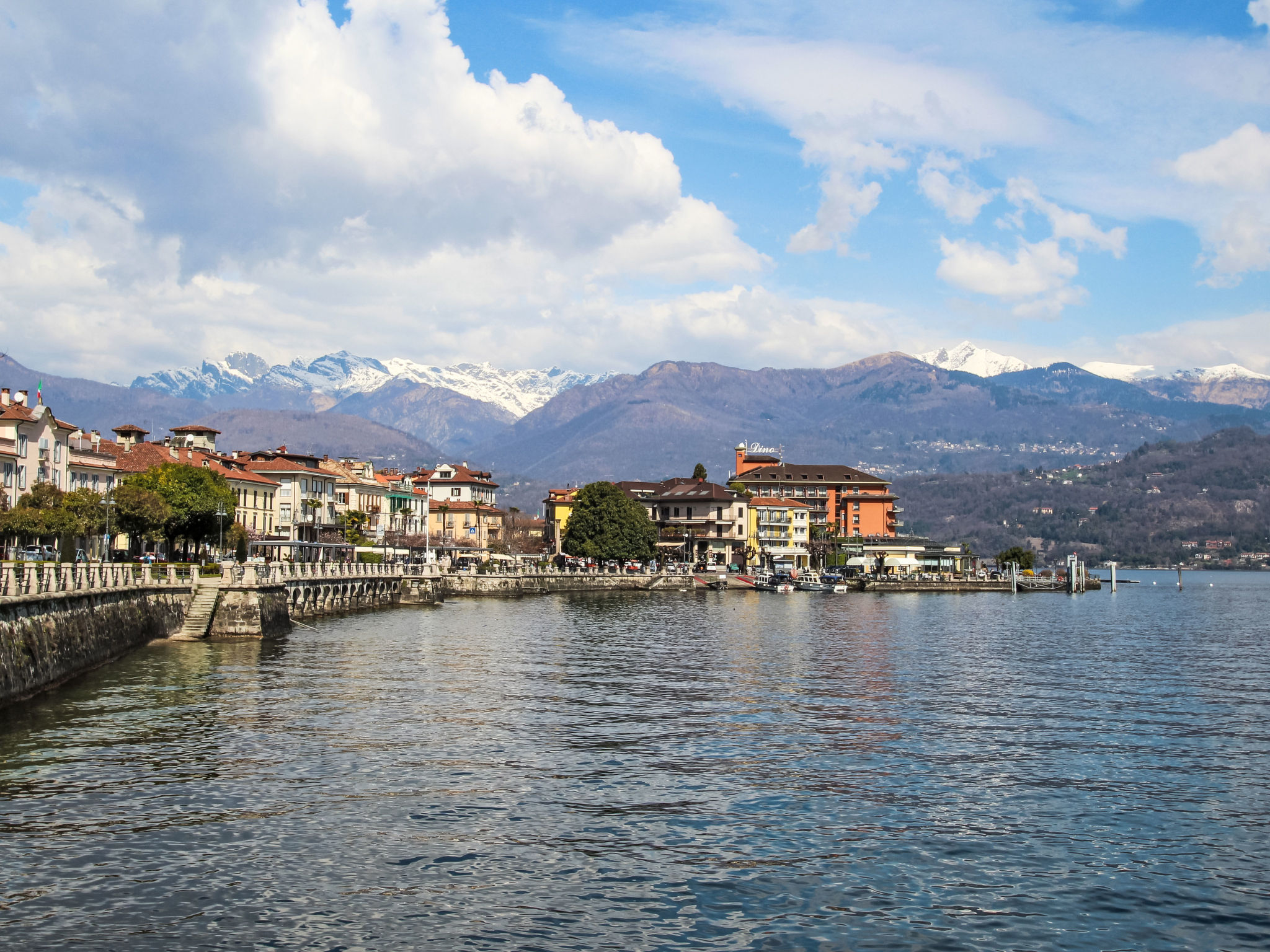 Photo of Charming Lake