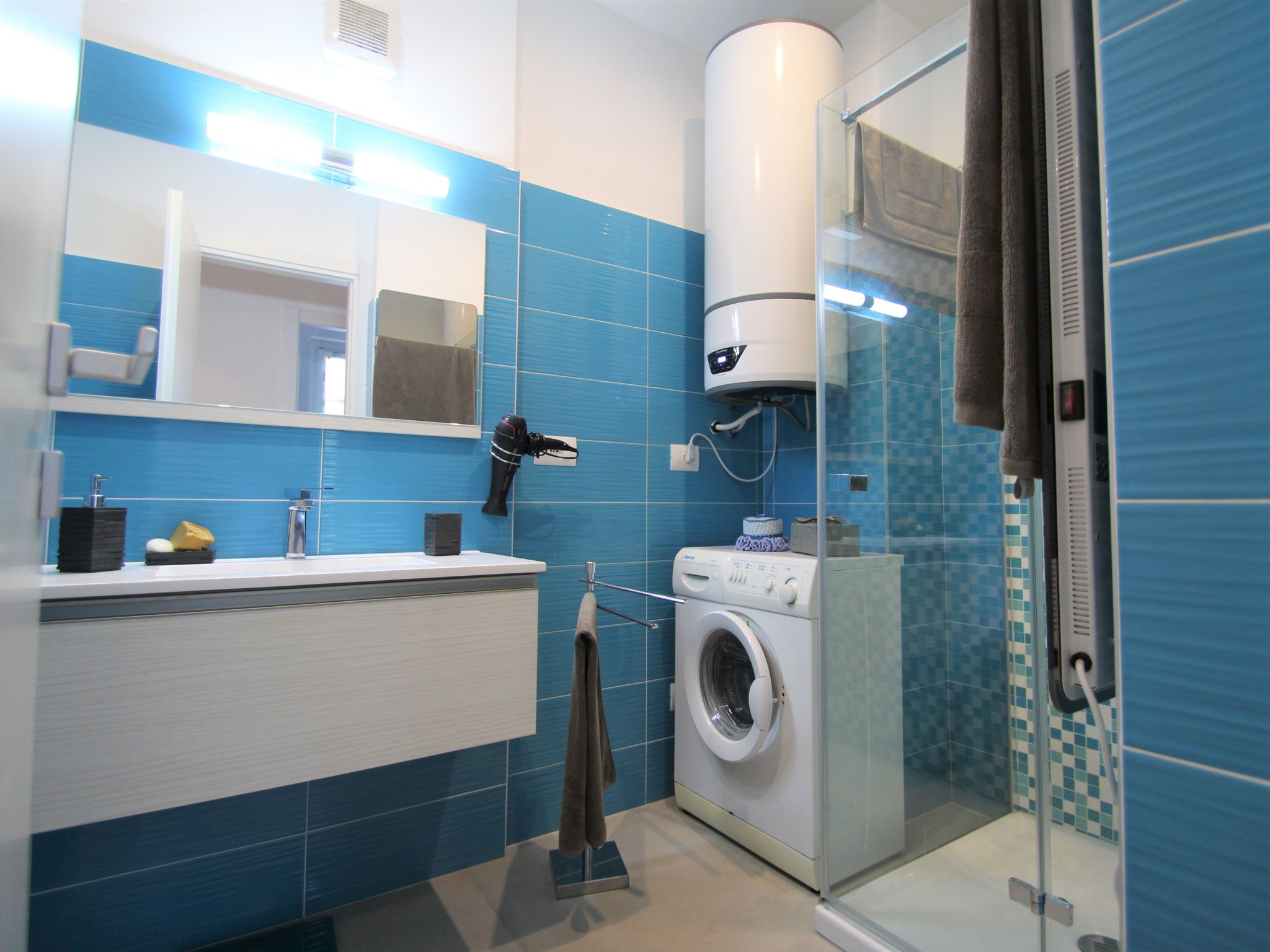 Photo of Charming Lake