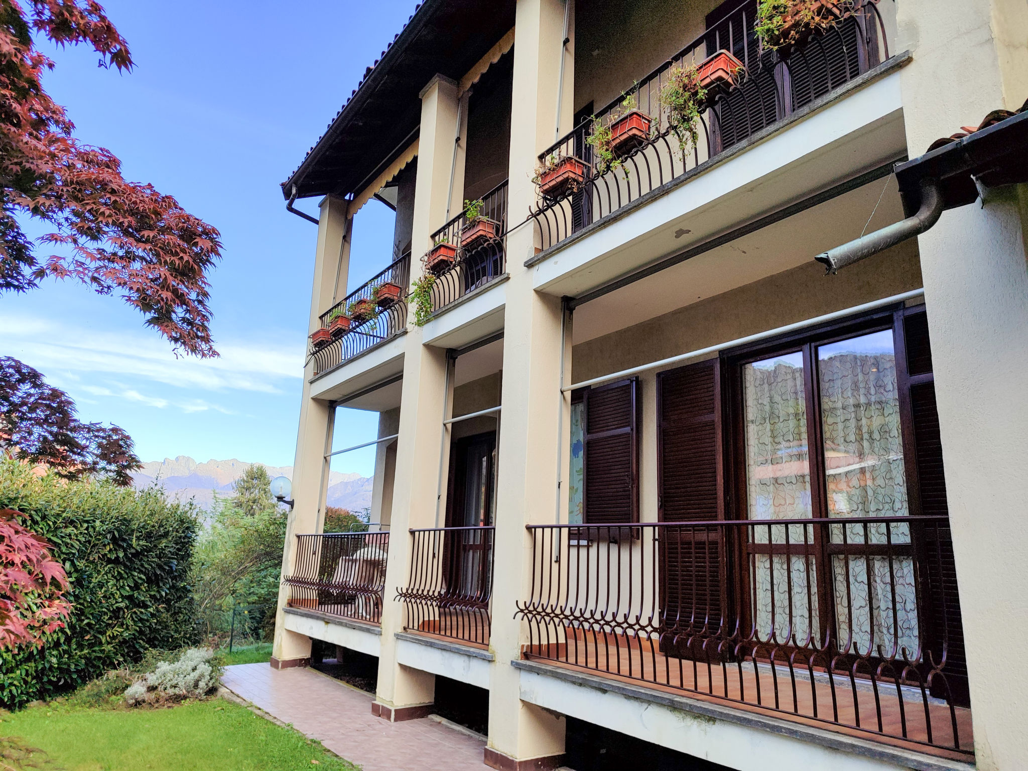 Photo of Charming Lake