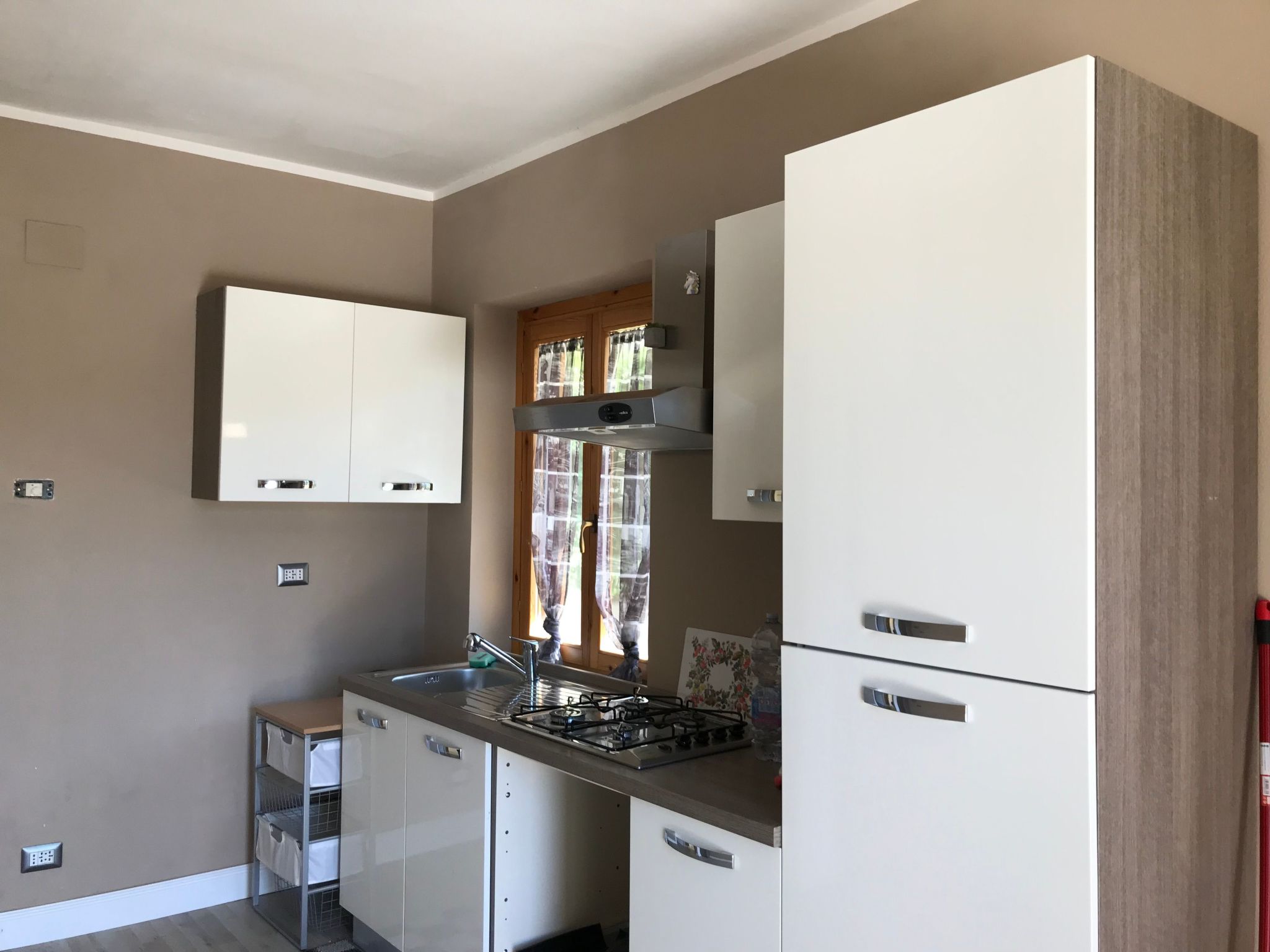 Am Turanosee - Binnen