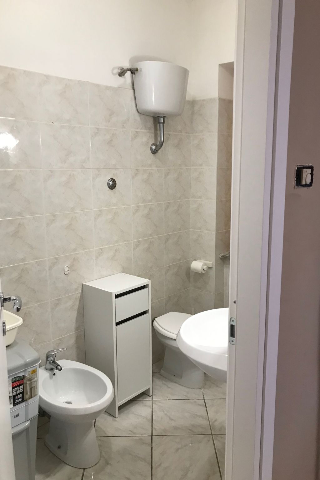 Am Turanosee - Binnen