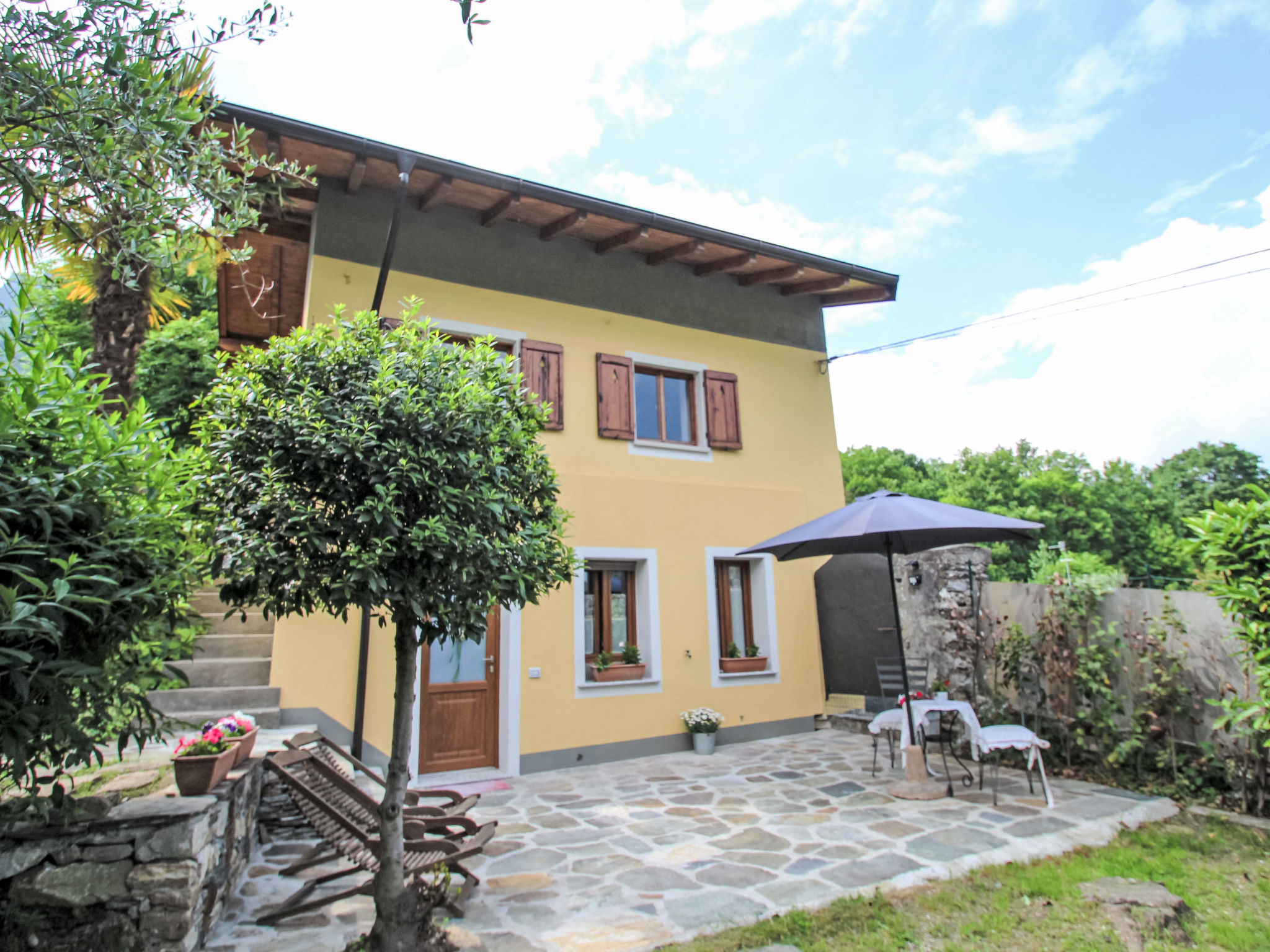 Ferienhaus in Casale Corte Cerro (Italien) und 1 Hund erlaubt