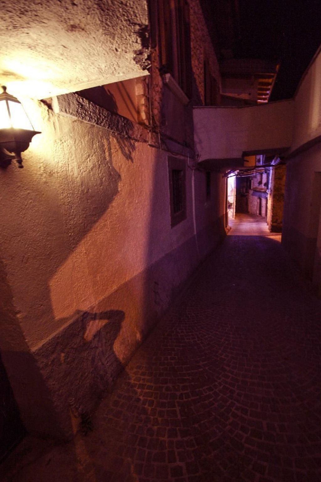Unabhängige Wohnung, mitten im Grünen des Berges und des Sees, 80 km von Ost-Ro - Image-tags.info