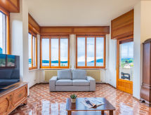 Ruim vakantiehuis voor 11 personen bij Lago Maggiore met tuin en uitzicht - thumbnail 6