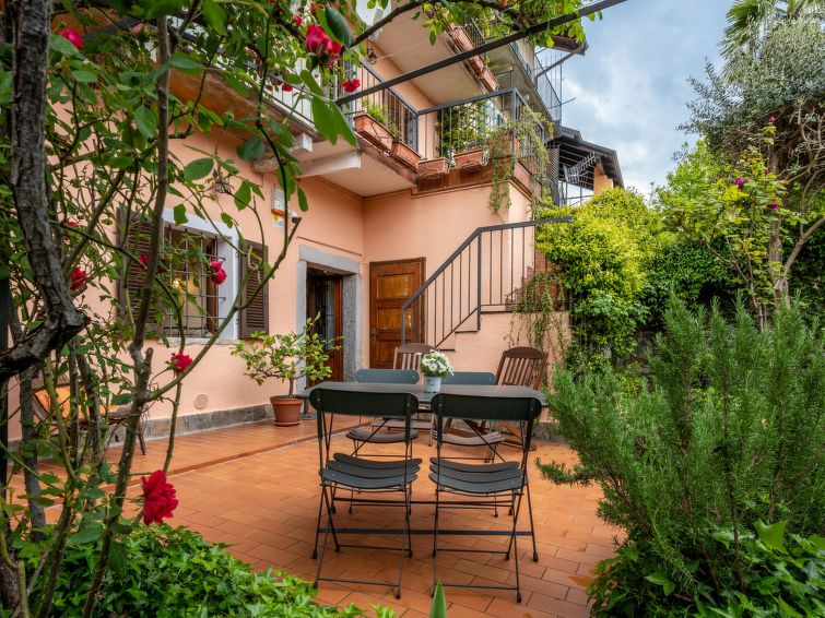 Search and Stay destination Cissano, Piemonte - Italy from AU$ 236. Cinzia