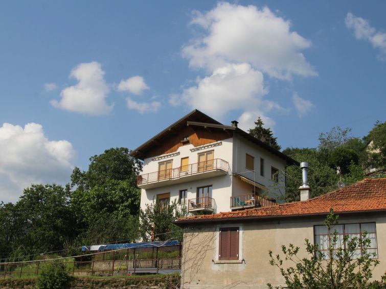 Search and Stay destination Aurano, Piemonte - Italy from AU$ 93. Dea