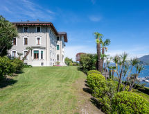 Historisch appartement in 19e-eeuwse villa, 80 meter van het Lago Maggiore - thumbnail 4