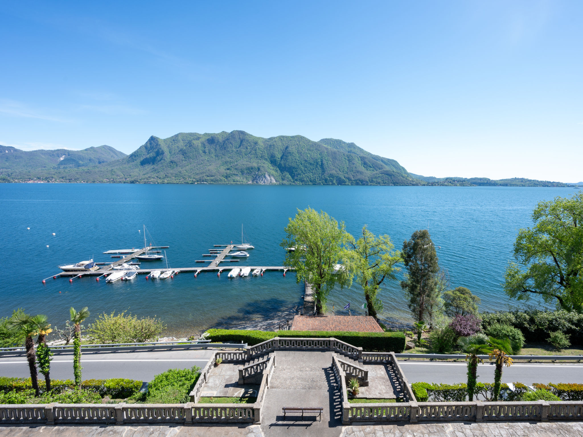 Historisch appartement in 19e-eeuwse villa, 80 meter van het Lago Maggiore - foto 38