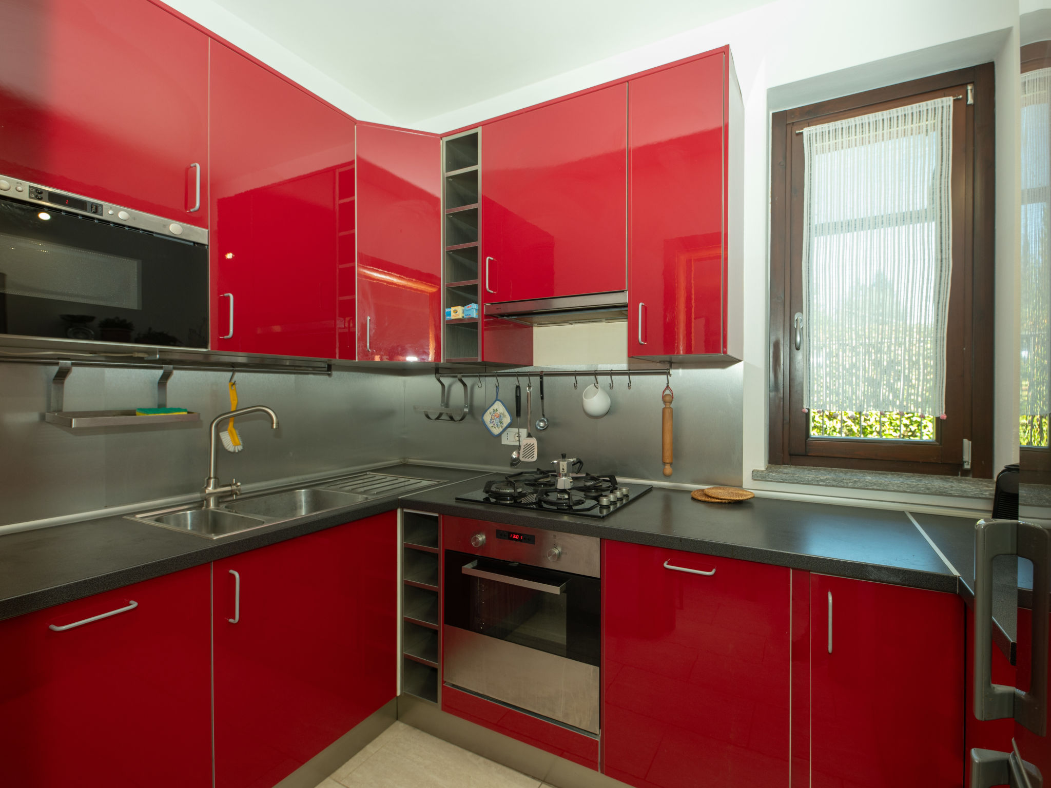 Appartement Anna – Cuisine et coin repas, photo 16 sur 30