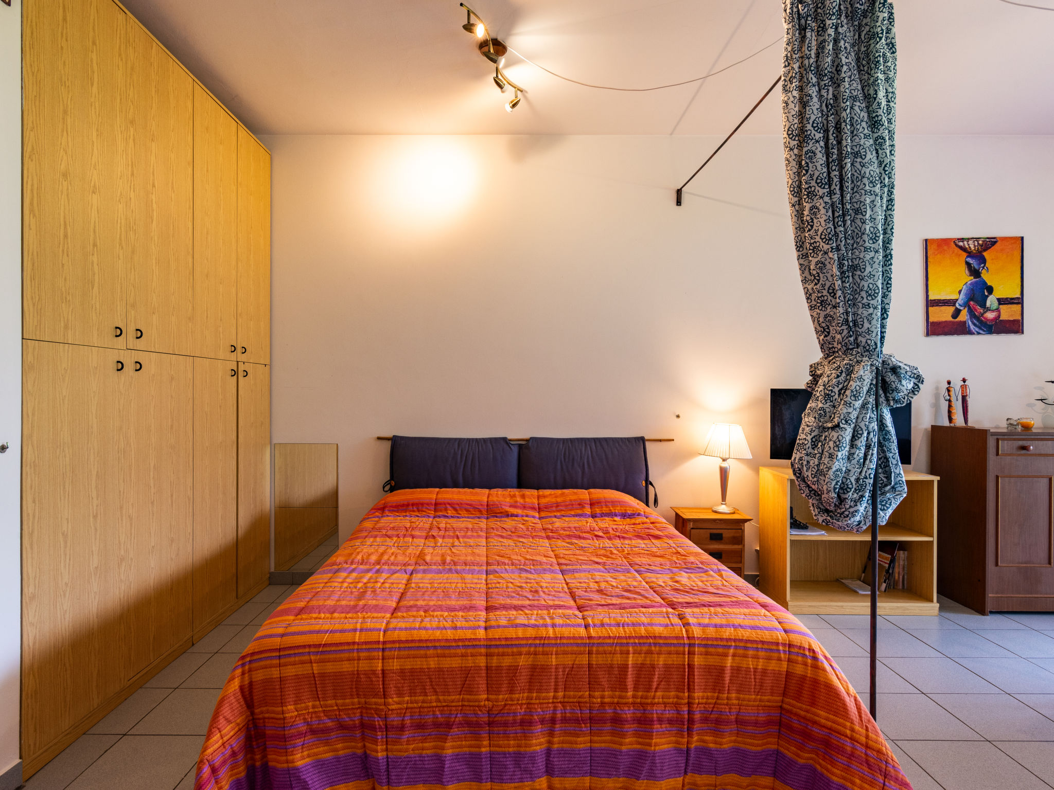 Zonnig studio-appartement bij het meer met zwembad in Ghiffa - foto 10