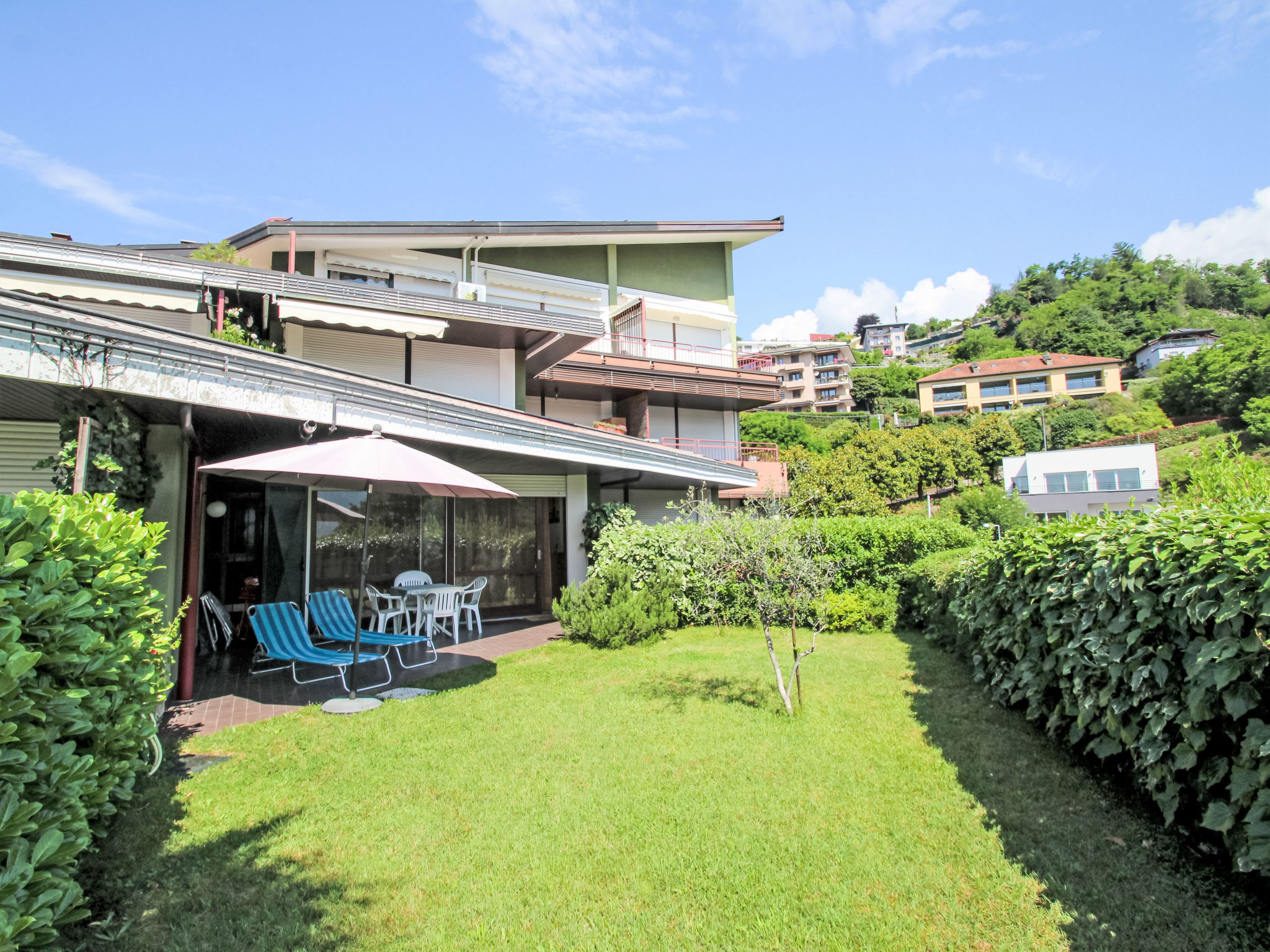 Zonnig studio-appartement bij het meer met zwembad in Ghiffa - foto 19