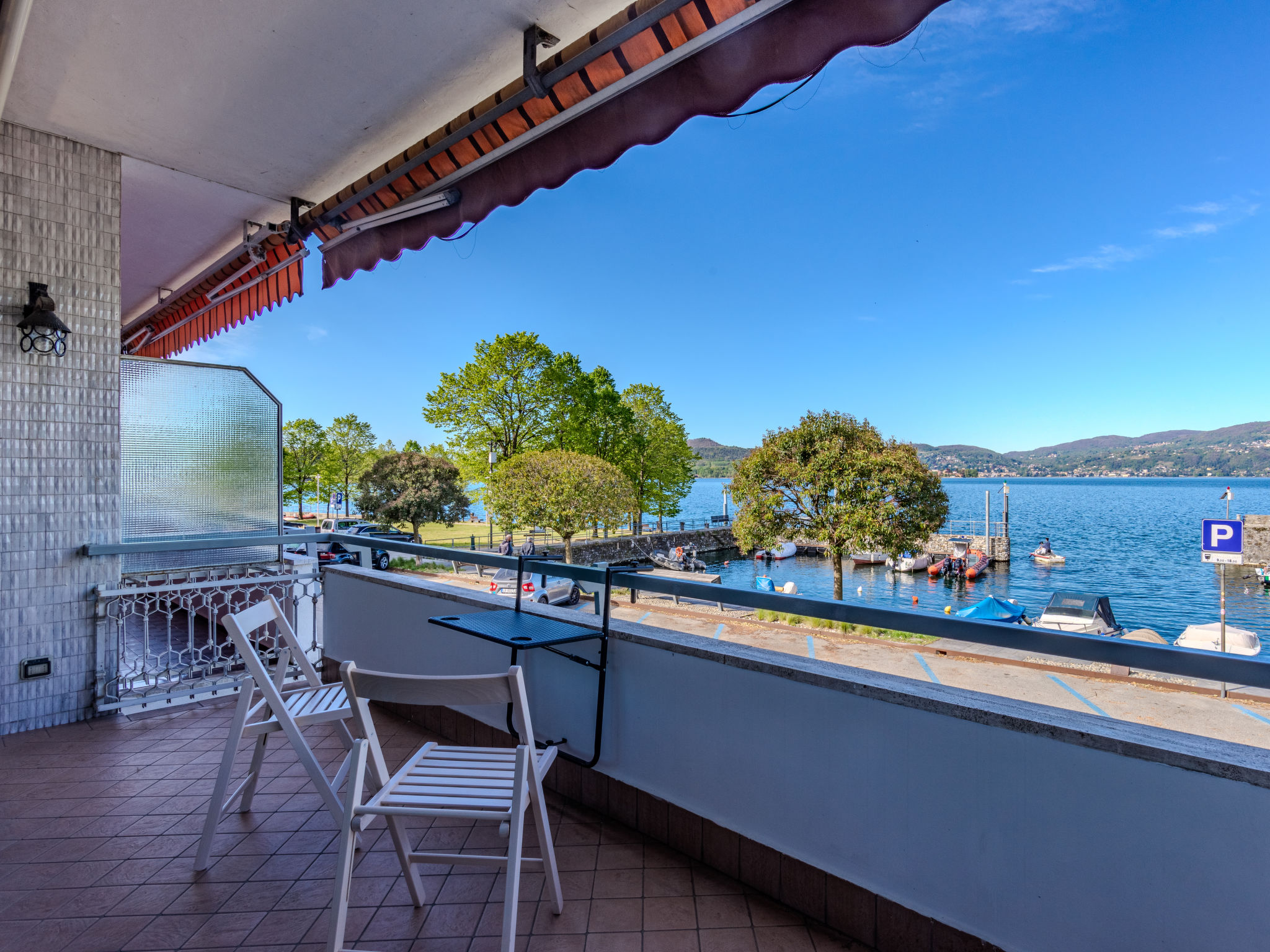 Attilio lake front view - Image 2