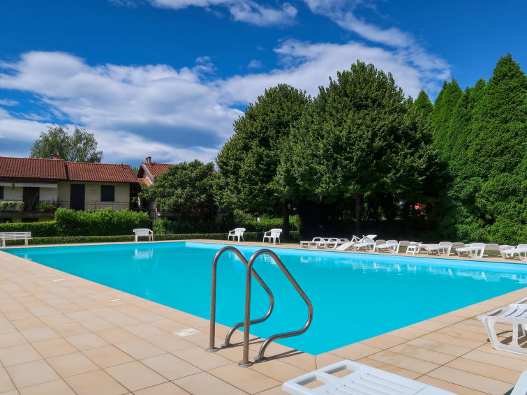 Search and Stay destination Monvalle, Lombardia - Italy from AU$ 109. Blue Lagoon