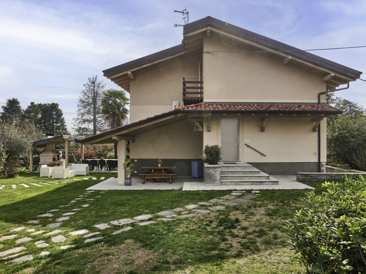 Search and Stay destination Besozzo, Lombardia - Italy from AU$ 772. Giuseppina