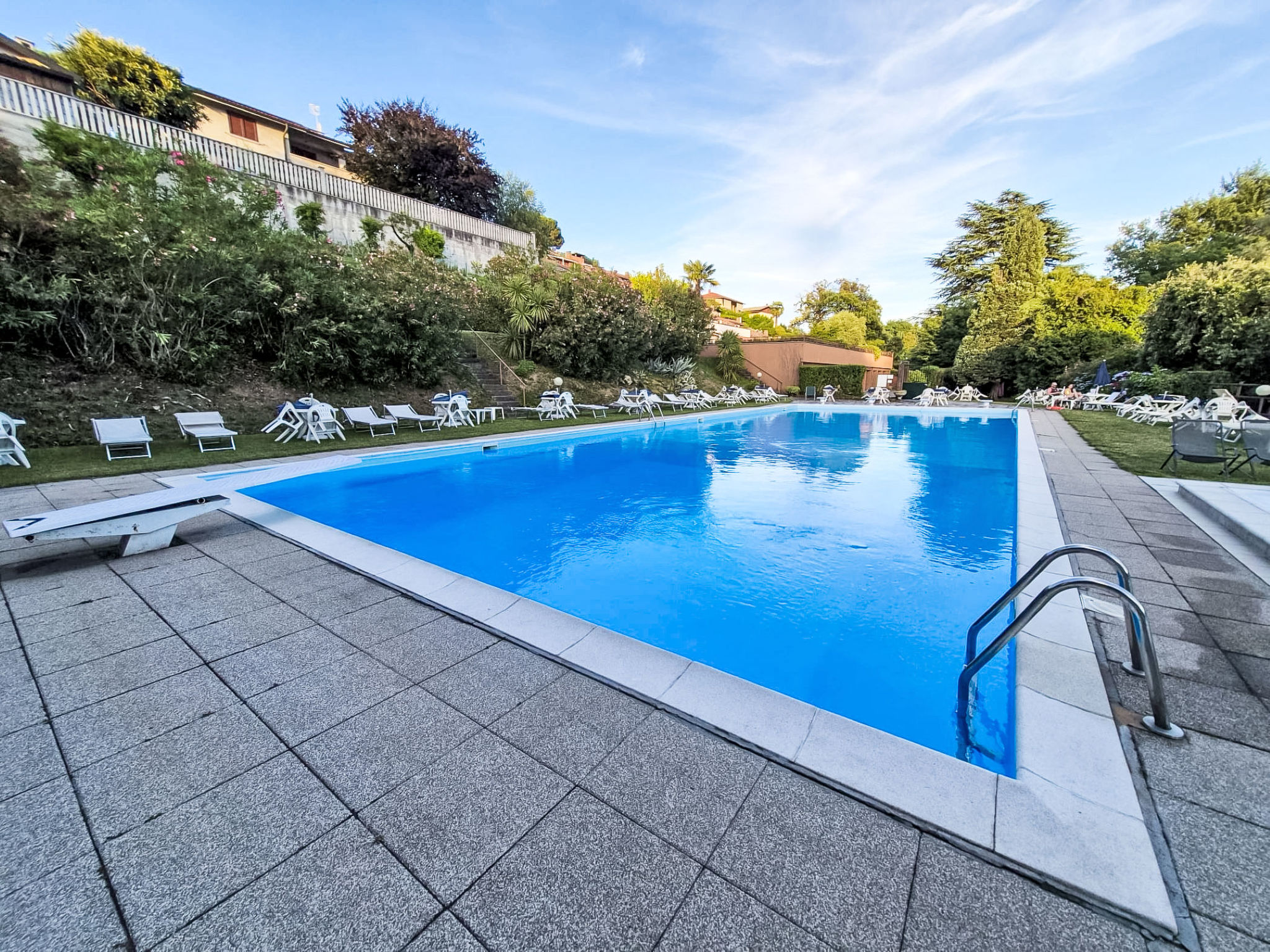 Lake & Pool