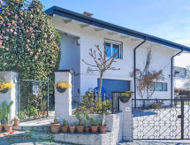 Vrijstaande villa met uitzicht op het Lago Maggiore, 8 personen - thumbnail 4