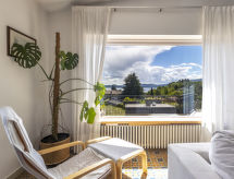 Vrijstaande villa met uitzicht op het Lago Maggiore, 8 personen - thumbnail 6