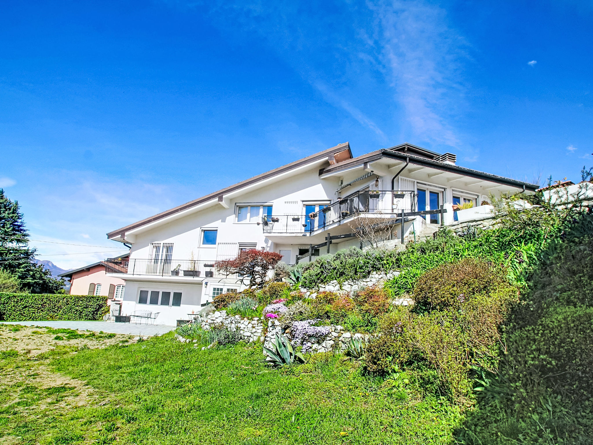 Ostendaise - Outside