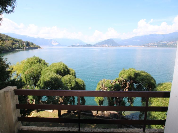 Laveno accommodation city breaks for rent in Laveno apartments to rent in Laveno holiday homes to rent in Laveno