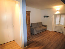Azzurra: Sfeervol studio-appartement aan het Lago Maggiore in het hart van Caldè - thumbnail 3