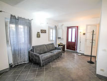 Knusse studio in het hart van Caldè, op 120 meter van het Lago Maggiore - thumbnail 5