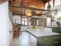 Rustiek vakantiehuis in de bergen bij Lago Maggiore, 2.5 km van het meer - thumbnail 6