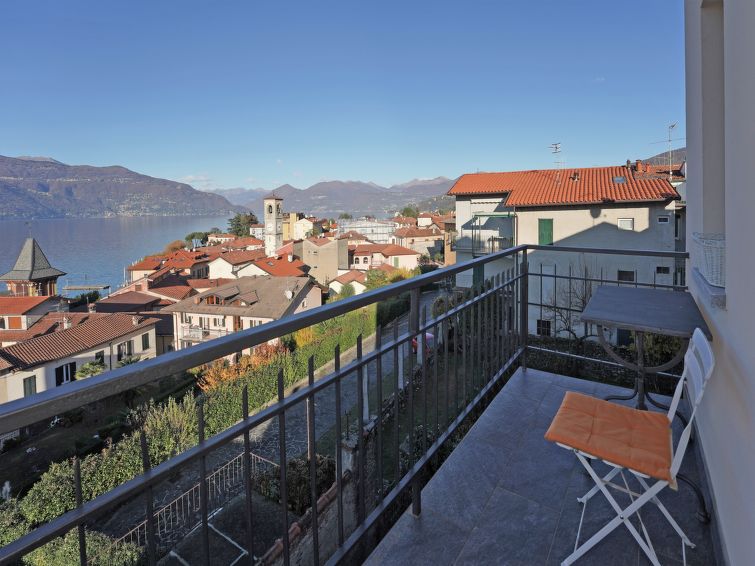 Cornucopia Apartment in Porto Valtravaglia