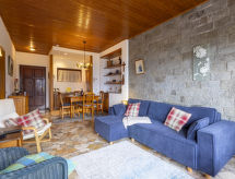 Rustiek appartement met panoramisch uitzicht op het Lago Maggiore - thumbnail 6