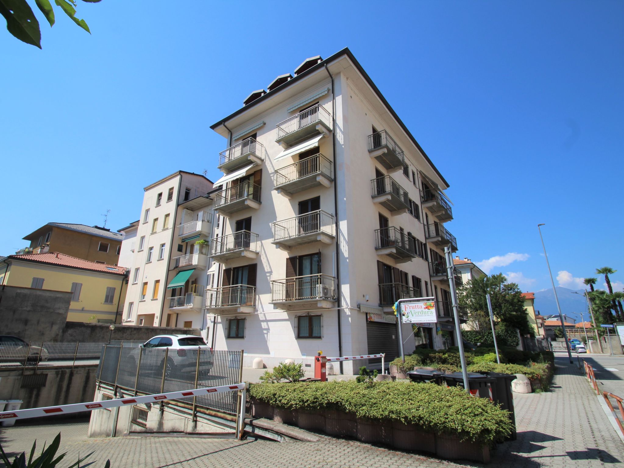 Marì Apartment in Luino