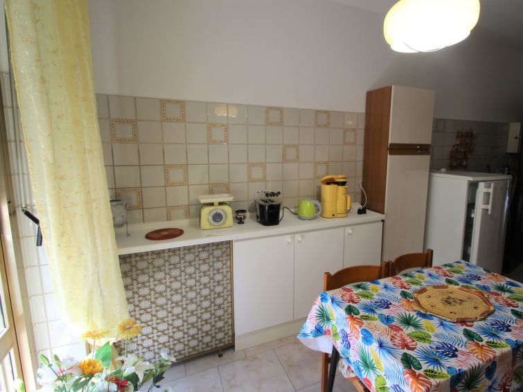 Search and Stay, undefined in undefined. Gallery position 4