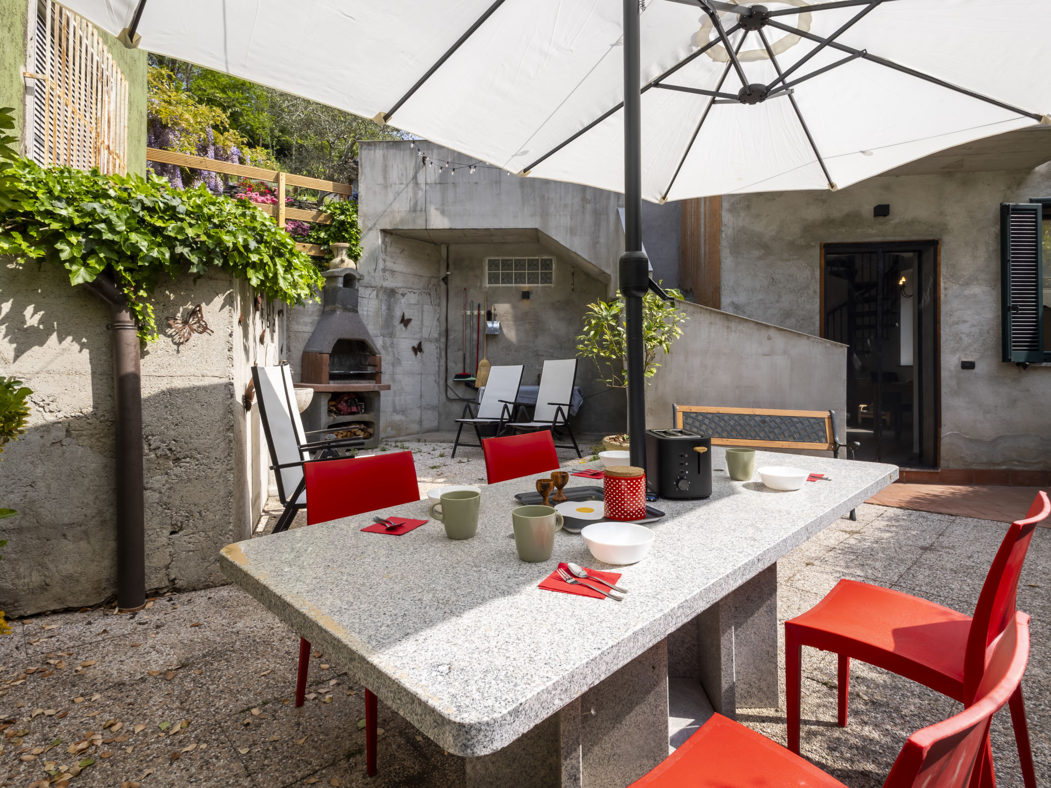 Ferienhaus in Luino (Italien) und 1 Hund erlaubt