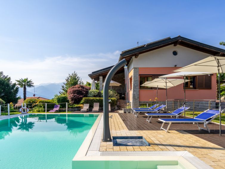 Residenza Agrifoglio Translation missing: villas_en.helpers.properties.accommodation_type.holiday_resort in Luino