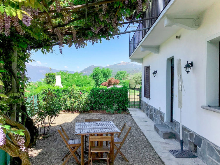 Search and Stay destination Luino, Lombardia - Italy from AU$ 121. Allegra