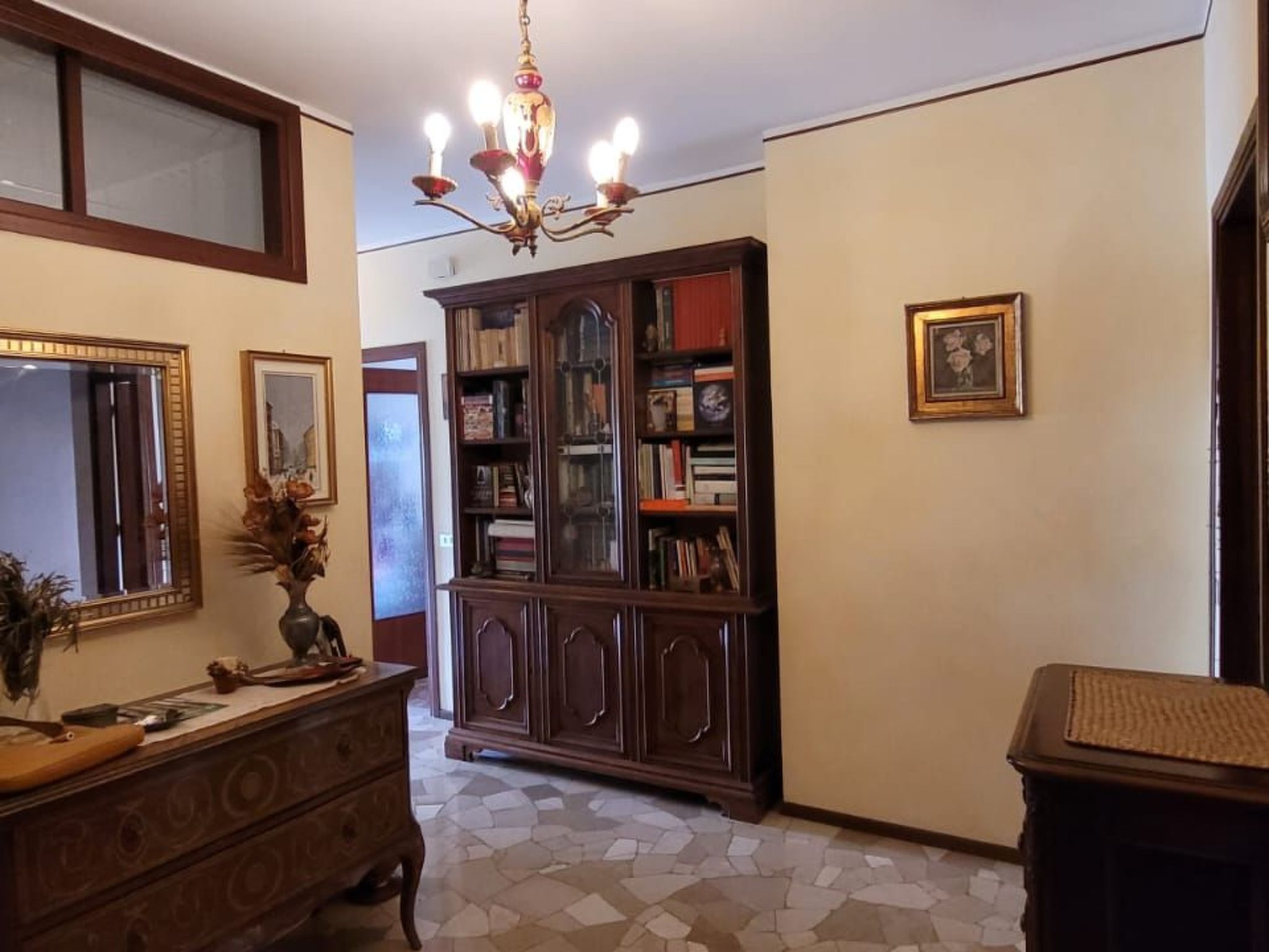 Photo of Casa Verdi" am See, nur einen Steinwurf vom Stadtzentrum entfernt