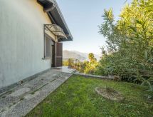 Marzia: Vrijstaande woning met tuin op niveaus, 1,5 km van Lago Maggiore - thumbnail 5