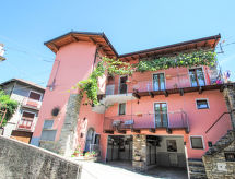 Rustiek appartement Elsa in de bergen bij Lago Maggiore - thumbnail 1
