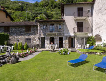 Appartement al Lago: direct aan het water van Lago Maggiore bij Cannobio - thumbnail 1