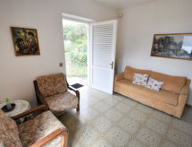 Villa Laura: Comfortabel appartement aan Lago d'Idro met tuin en bergzicht - thumbnail 6