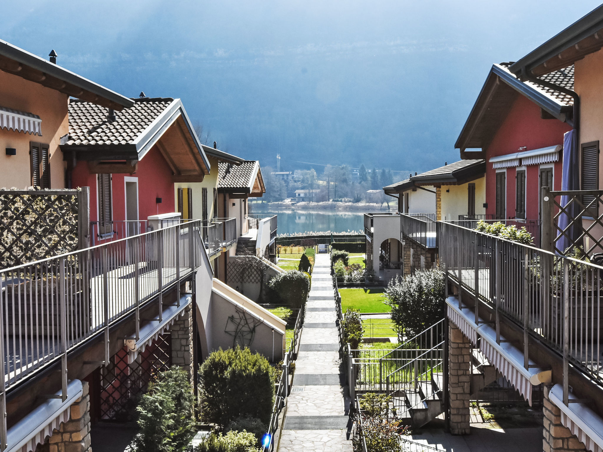 Luxe appartement aan het Lago di Edine voor 6 personen - foto 31