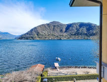Flat Olli aan het Meer van Lugano – 20 meter van het water in Porto Ceresio - thumbnail 3