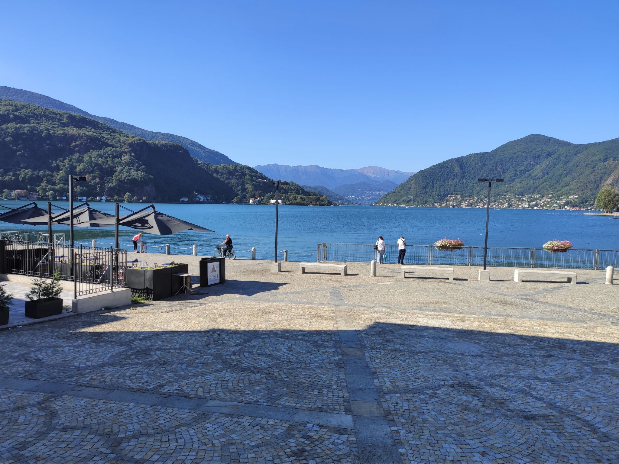 Chalet am See in Porto Ceresio-Omgeving