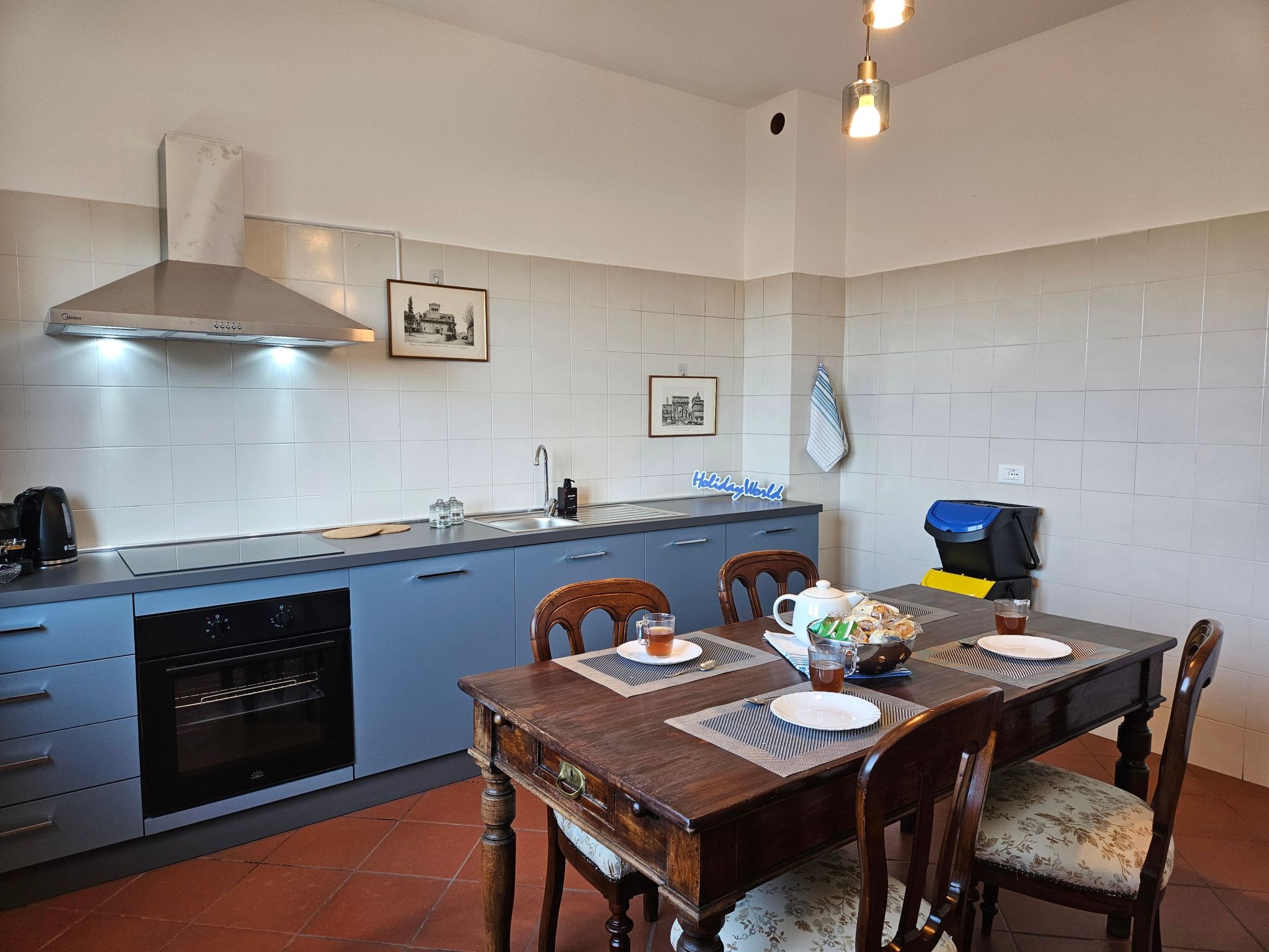 Zwischen Seen und Hügeln in Pina by Holiday World