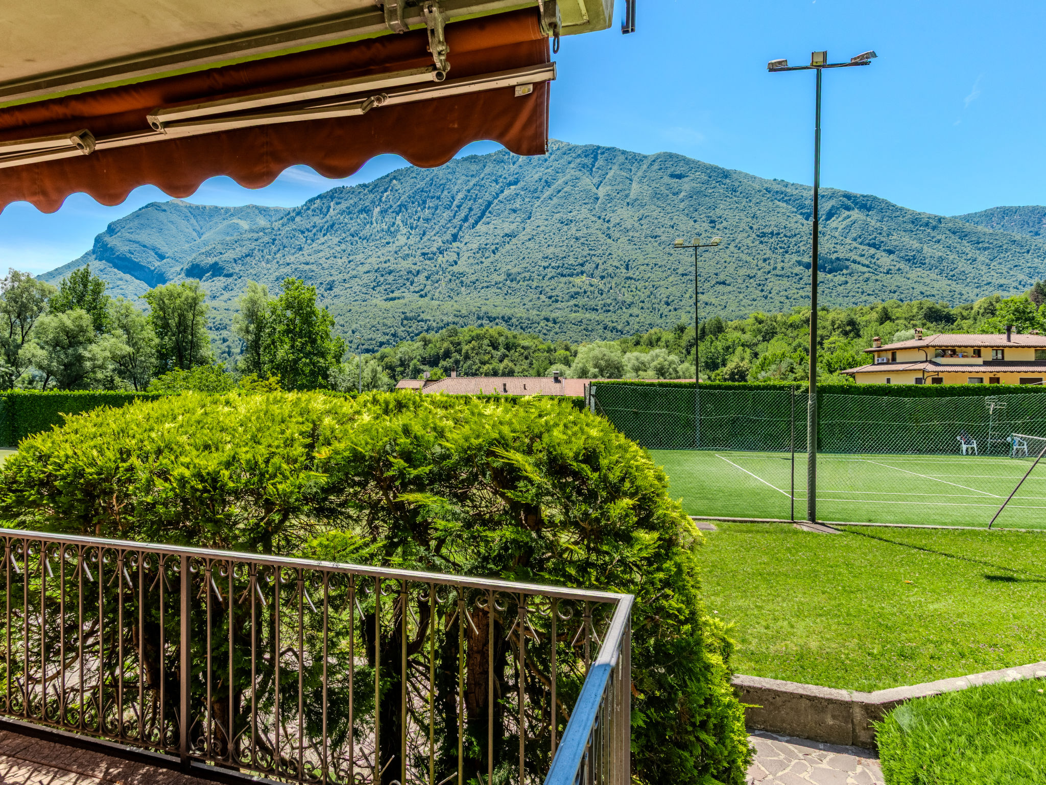 Sant'Agata - Outside