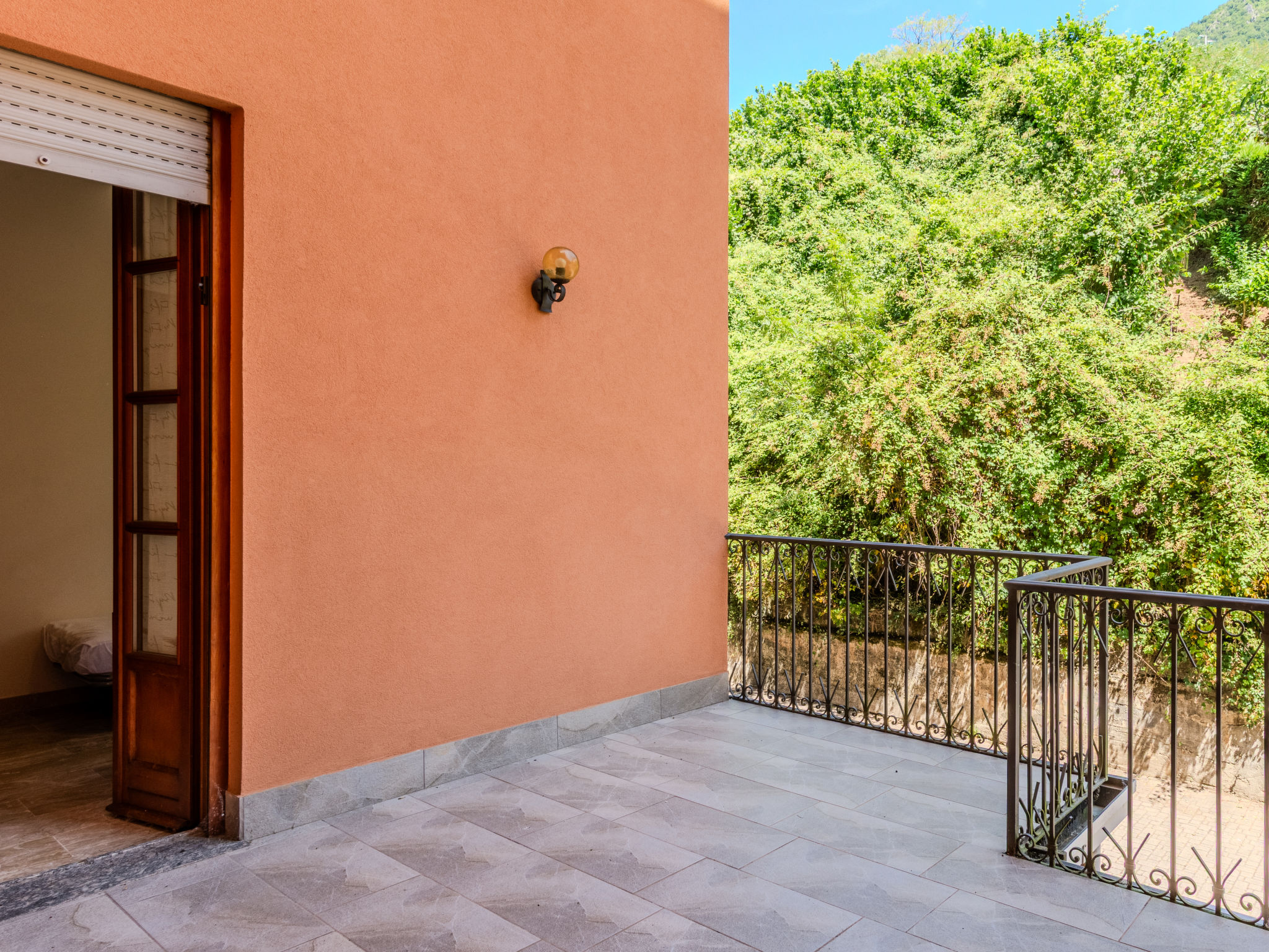Sant'Agata - Outside