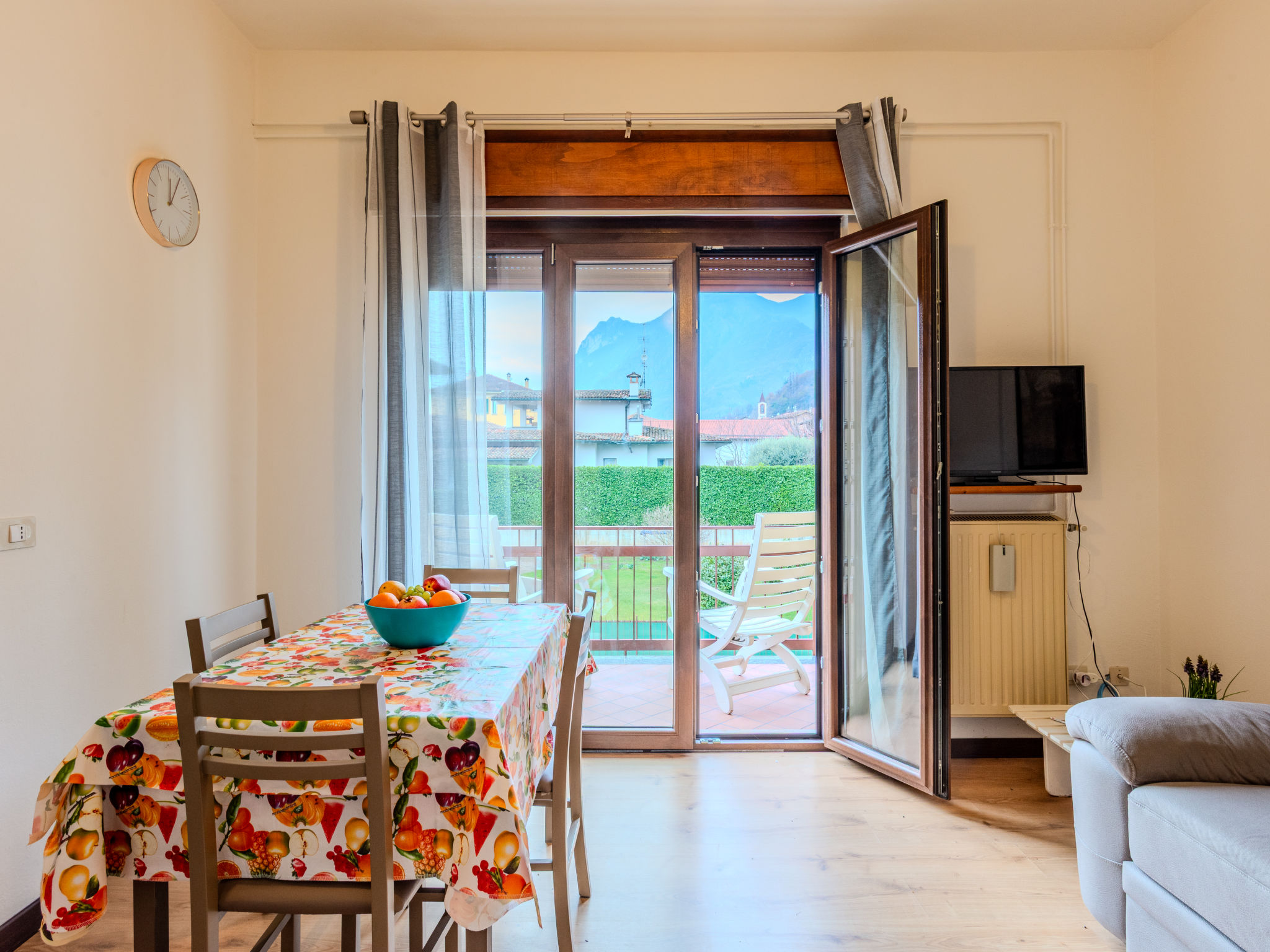 Vakantiehuis in Carlazzo (Italië) 1 hond is welkom