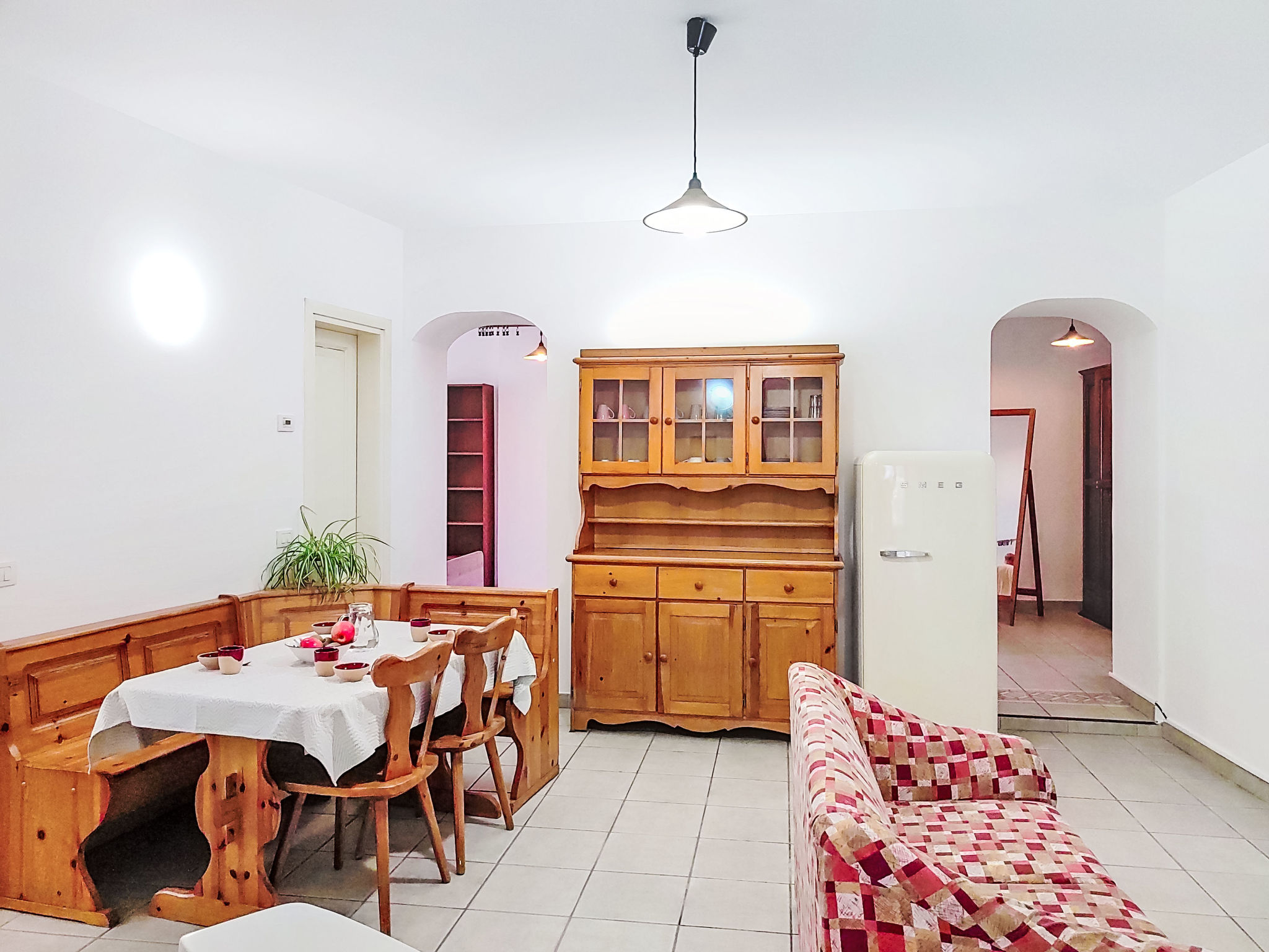 La Finestra sul Lago - Inside